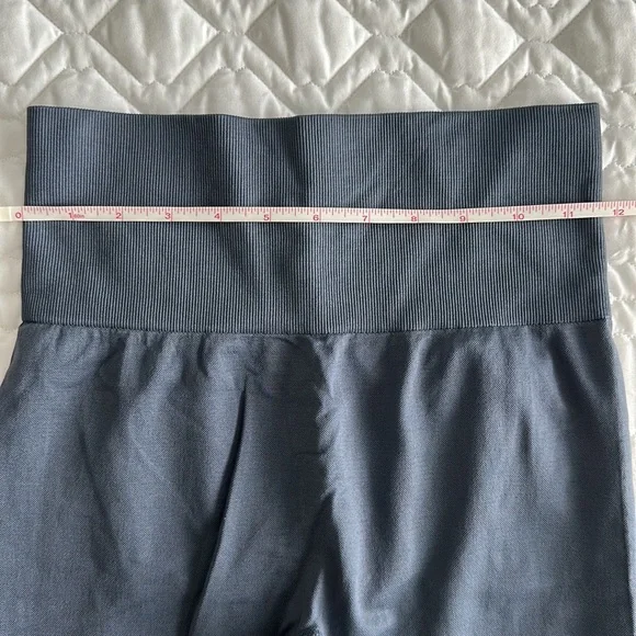 Halara Sculpt Leggings - 3 Pack - Picture 8 of 9